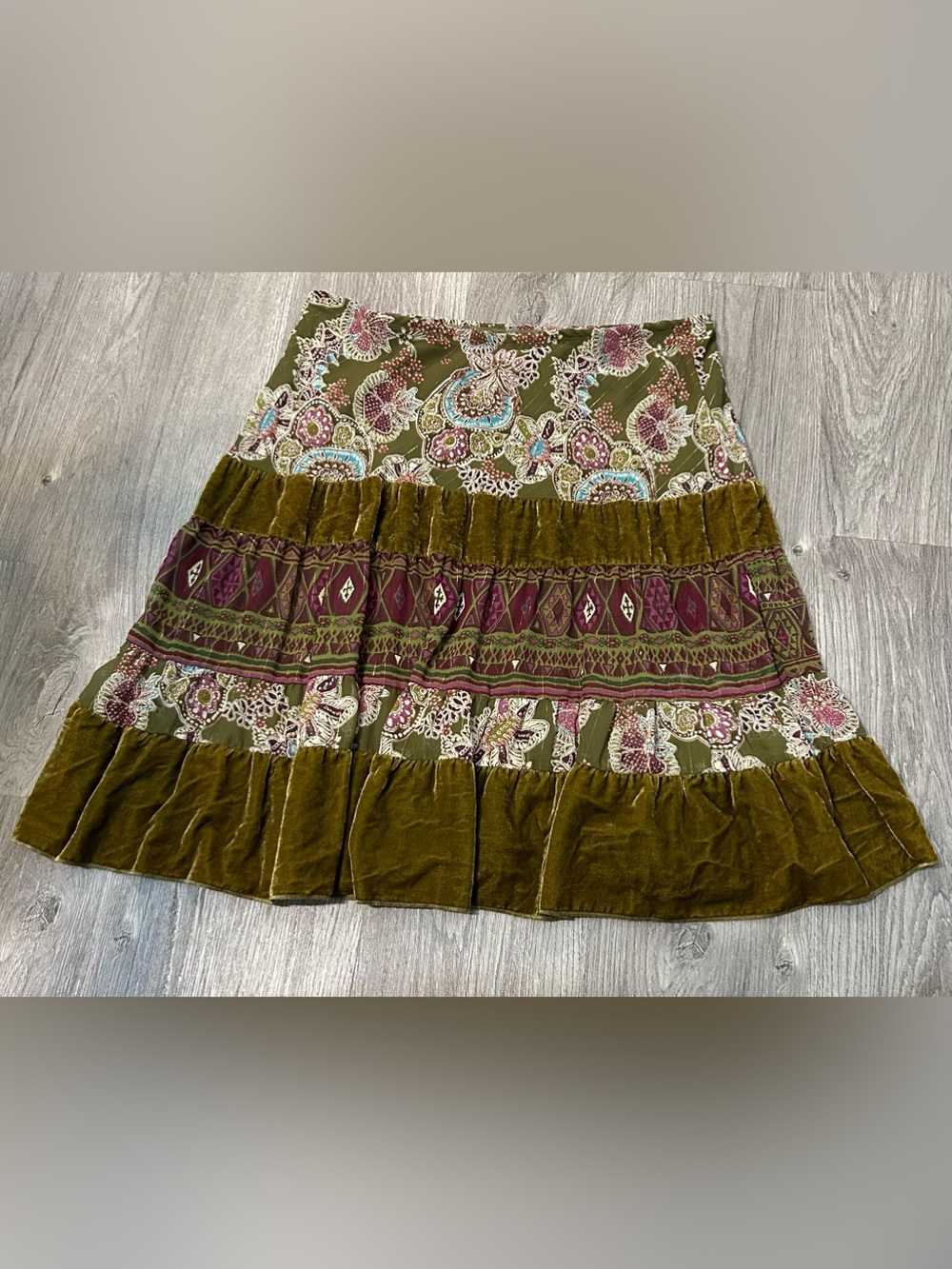 Speechless M Olive Green Floral Tiered Velvet Boho Skirt with Plum Accents